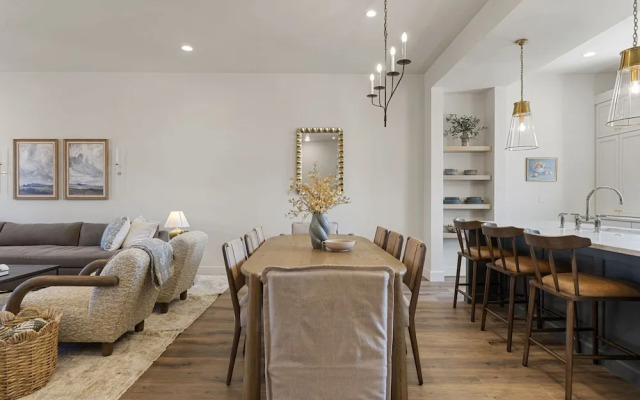 Chateau Bleu 4 Bedroom Townhouse