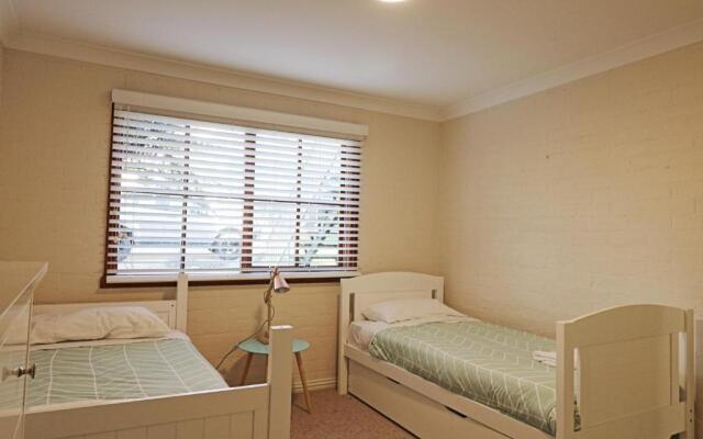 Jodi's Beach Retreat Eden