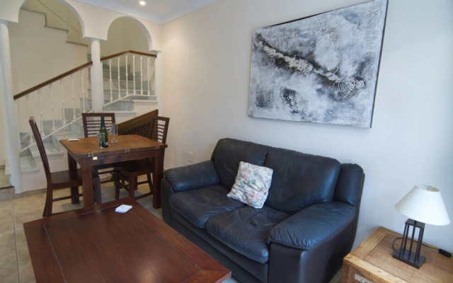 Casa UrbanizaciÃ³n Los Pinos 19