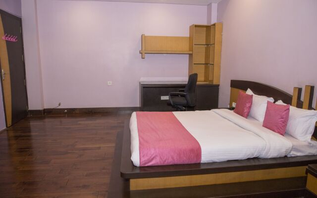 Hotel White House Inn By OYO Rooms
