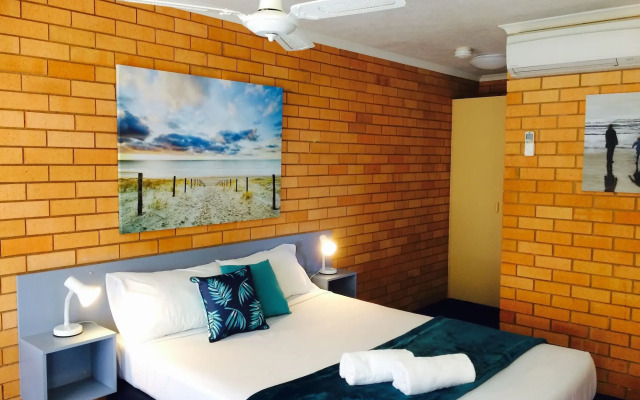 Bosuns Inn Motel