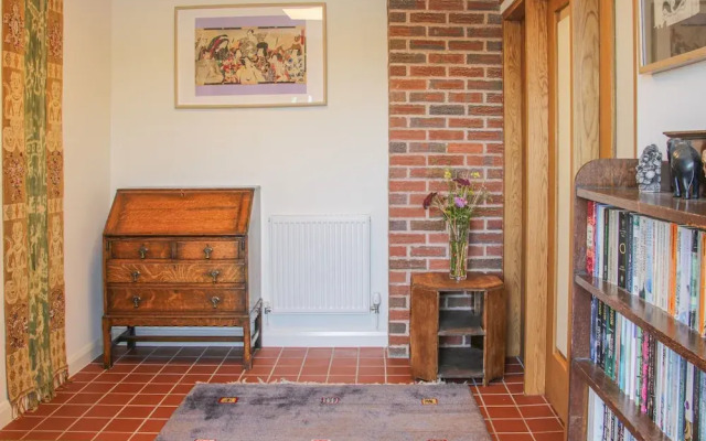 Plum Hill Studio