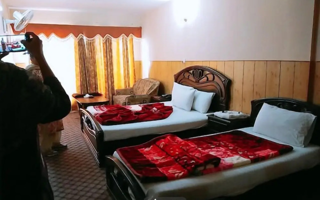 Hotel Mehran