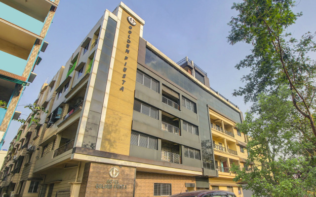 Itsy by Treebo - Golden Fiesta