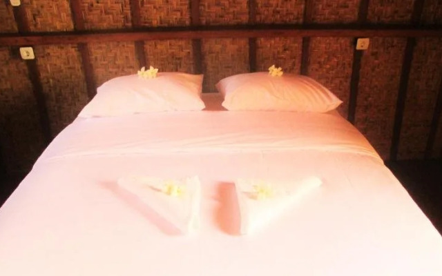 Good Vibes Bungalows