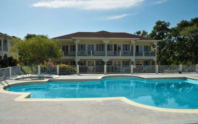 Royale Hummingbird Cliff Hotel