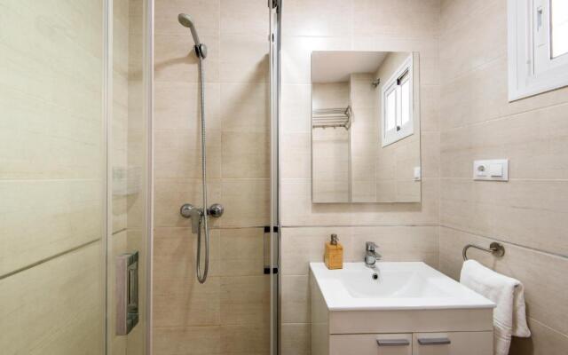 Picasso Center Apartment