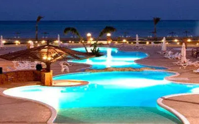 FAM and Resort