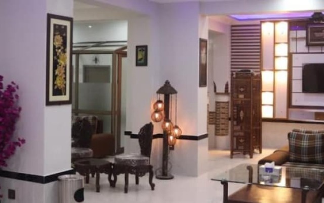 Khan Continental Hotel & Restaurant