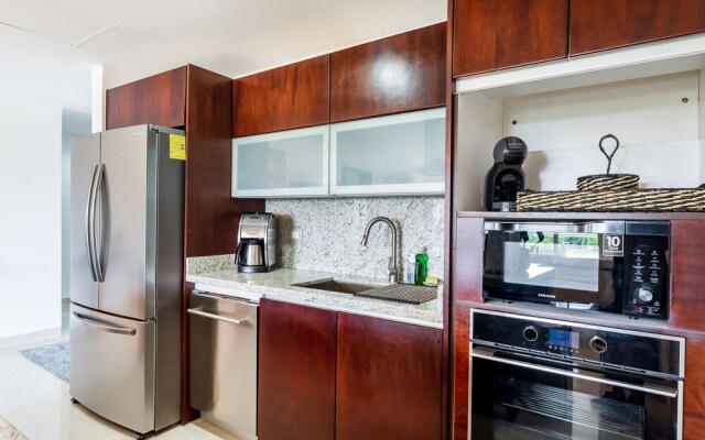 Casa Alma 2 Bedroom Apts by RedAwning