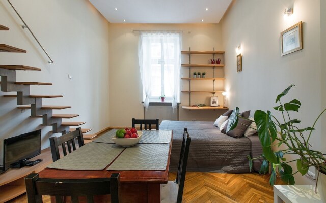 Urban Studio Apartment