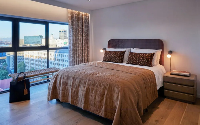 Xenia Signature Collection by Totalstay