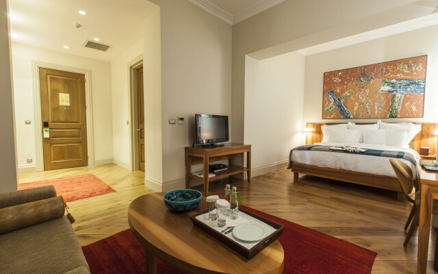 Tomtom Suites - Special Class