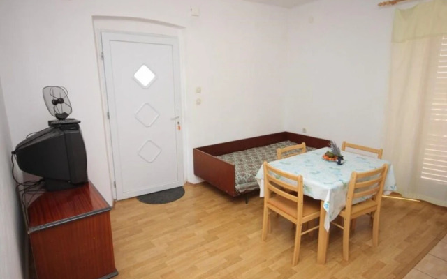 Darka - Free Parking - A2 Veliki