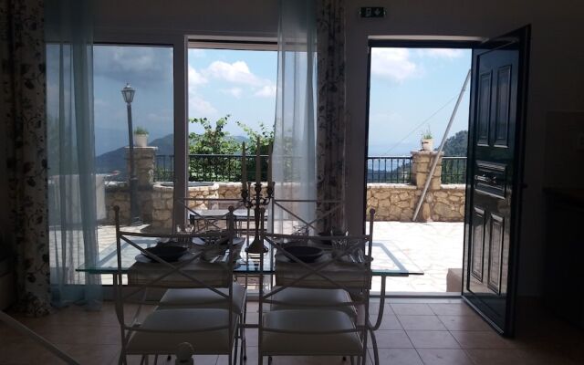 Estate Dafnopanagia Luxury Apartment