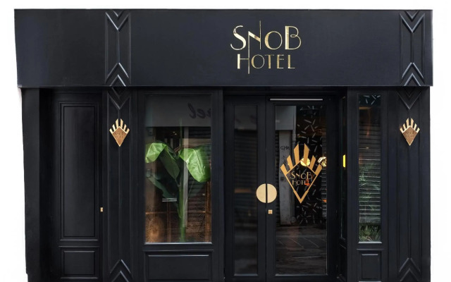 Snob Hotel