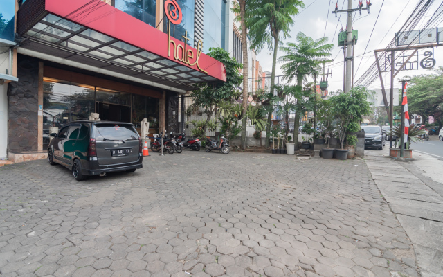 Hotel Setrasari Bandung RedPartner
