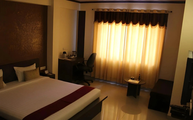 Hotel Savi Regency