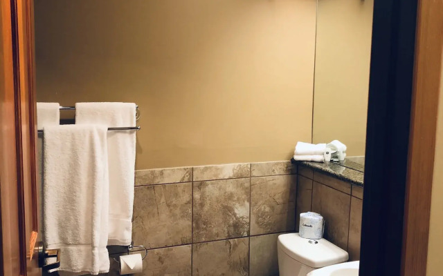 Heathman Lodge
