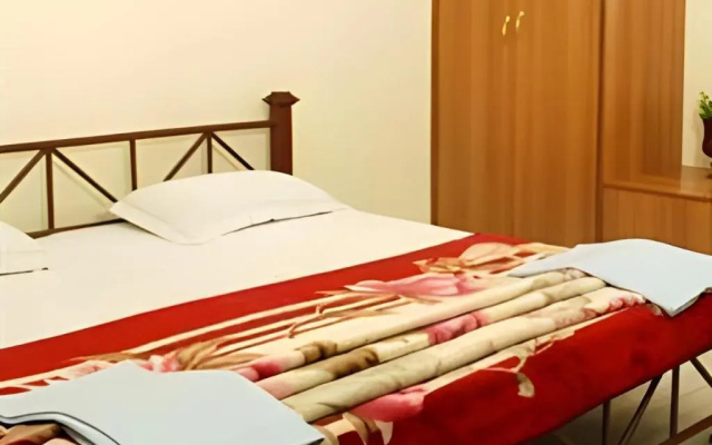 Chandra Pushp Palace – Guest Rooms – Agra