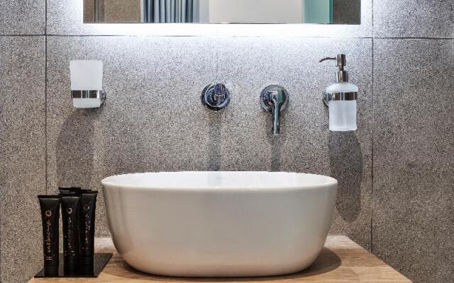 NLH KERAMEIKOS - Neighborhood Lifestyle Hotels