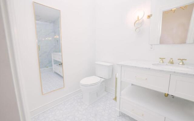 Guesthouse Charleston EAST 42 A & B