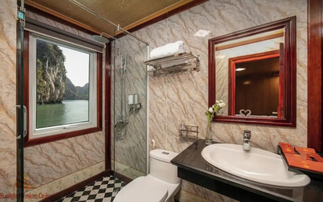 Halong Sunlight Legend Cruise