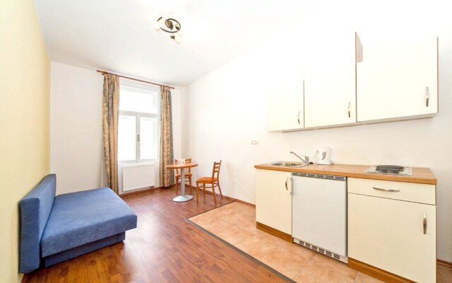 Apartment With one Bedroom in Prague, With Wifi