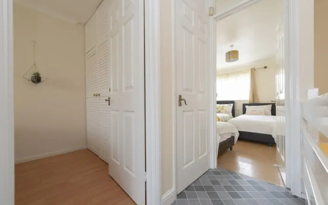 Abkat Holiday Home