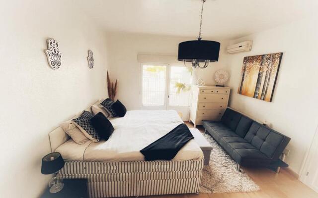 Beautiful holiday home in Ciudad Quesada with private pool