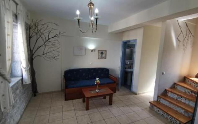 Taletos Apartments & Studio