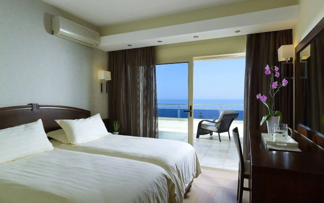 Macaris Suites and SPA