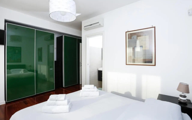 St. Peter Terrace Apartment