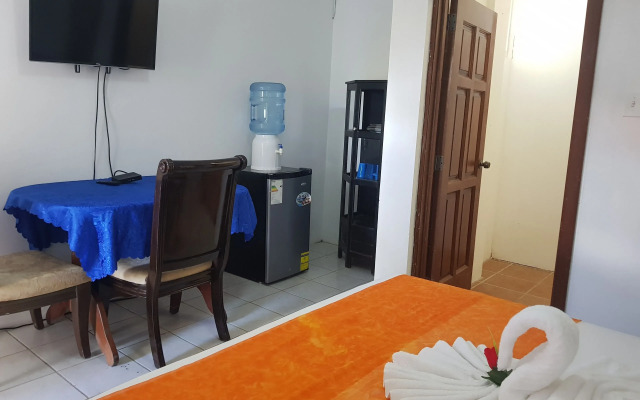 See Belize Sea View BAY Studio