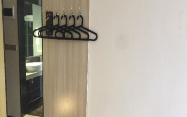 7Days Inn Zunyi Meitan Zheda Square