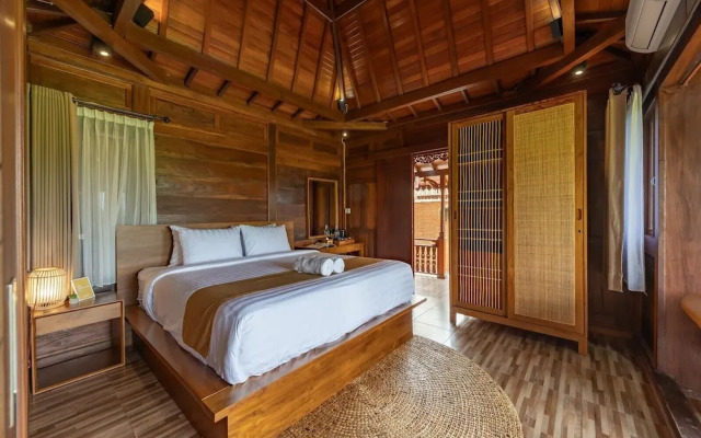 Cove Villa Banjar Segara