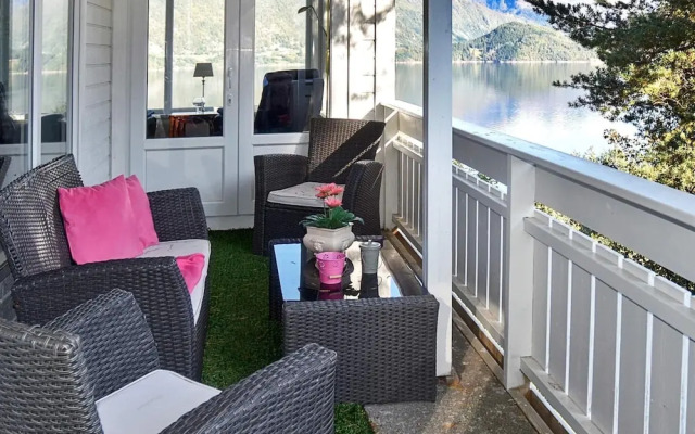 10 Person Holiday Home in Folkestad