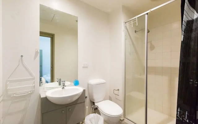 MEGAN, 2BDR Melbourne Apartment