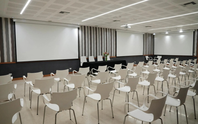 Hotel Metropolitano Supara