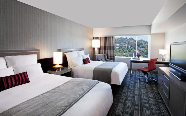 Loews Hollywood Hotel