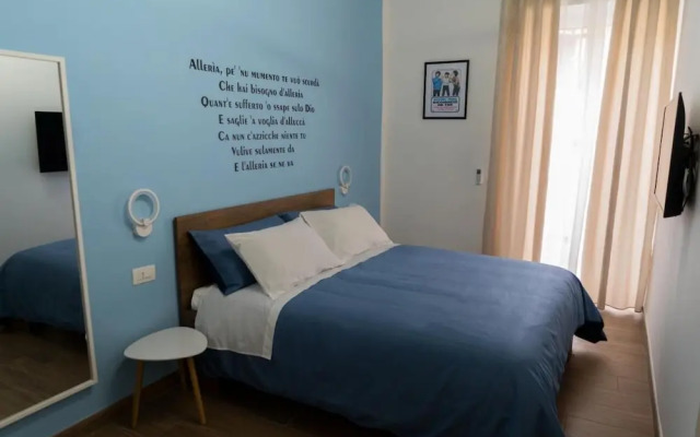 Yes I Know My Room - Storico