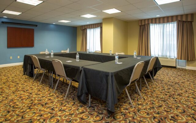 Holiday Inn Express & Suites Richmond by IHG
