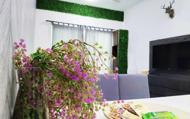 La Thea Residences - Spacious Balcony