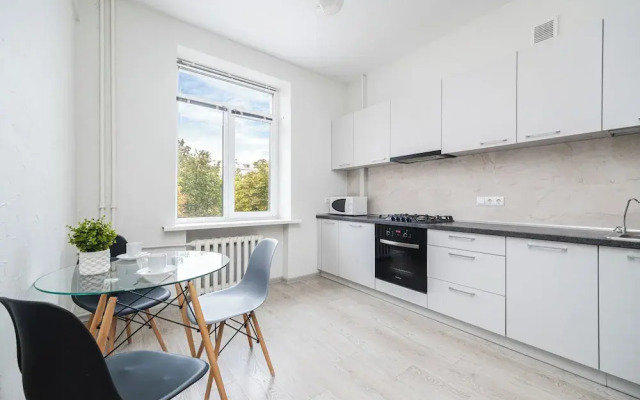 Apartment on Nezavisimosti 22