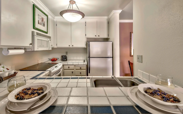 Forest Suites Resort at Heavenly Village