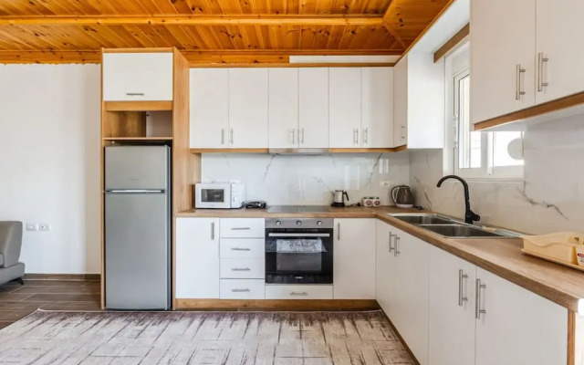 Hillside Apartment Gjirokast r 2