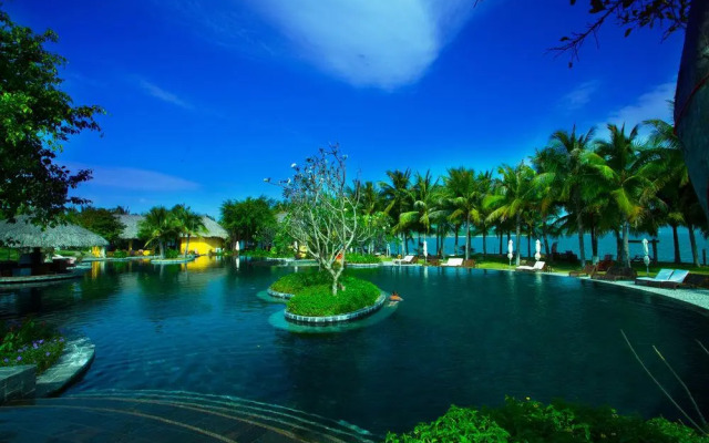 Hon Tam Resort Bungalow