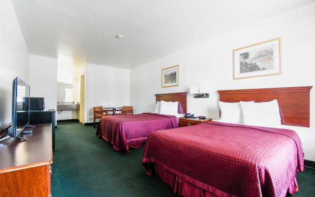 OYO Inn & Suites