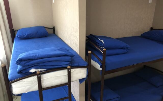Kupe Capsule Hotel & Hostel