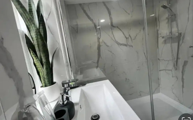 Glasgow Central Paradise - Spacious 3- Bed House
